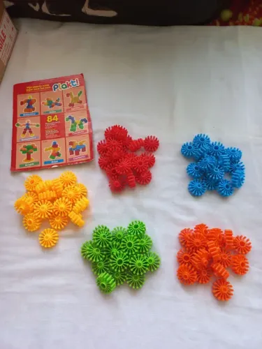 Brinquedo de montar - Plakt engrenagens - 84 peças - paki toys