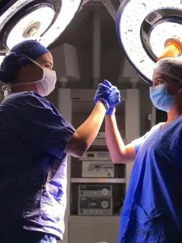 Enfermeira Acompanhante em Hospitais