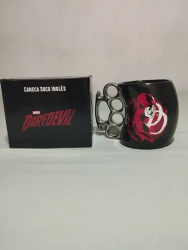 Caneca soco inglês Daredevil