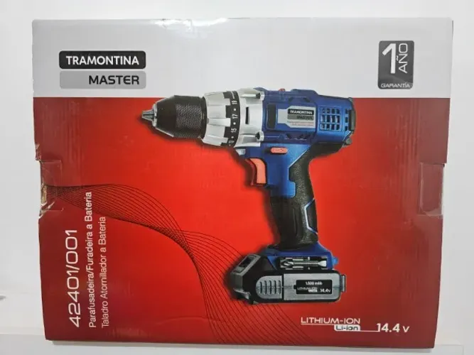 Parafusadeira/Furadeira 14,4 V Tramontina para Uso Profissional a Bateria Íons de Lítio