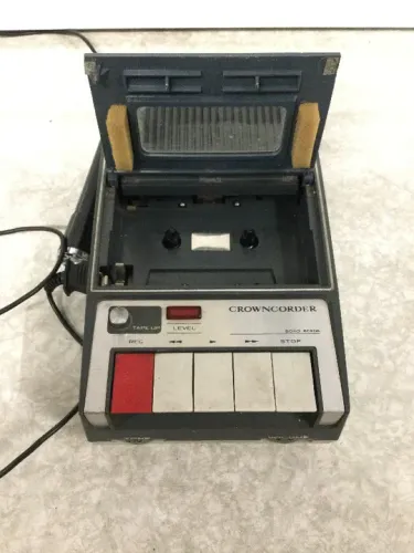 gravador antigo de mesa