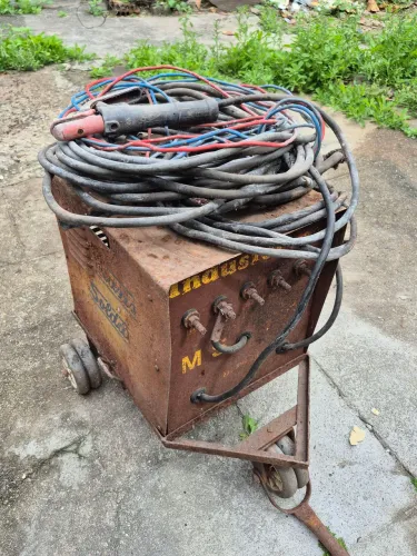 Máquina de Solda Industrial Usada