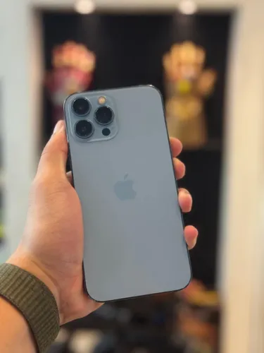 Vendo iPhone 13 Pro Max 128GB Semi Novo com Promoção Imperdível