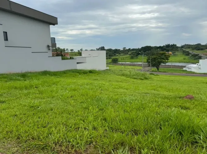 Terreno em Condomínio para Venda em Pirapozinho, CONDOMINIO VALÊNCIA