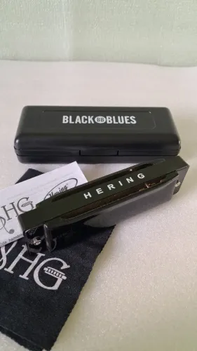 GAITA DE BOCA HERING BLACK BLUES EM E (MI)
