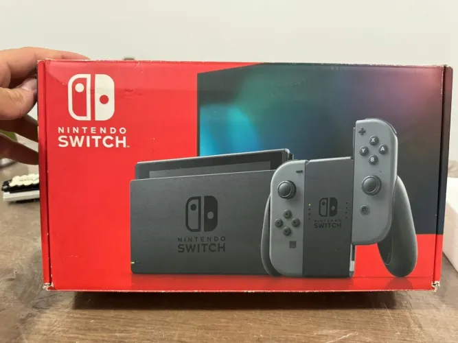 Nintendo Switch V2 completíssimo Ler o anúncio 