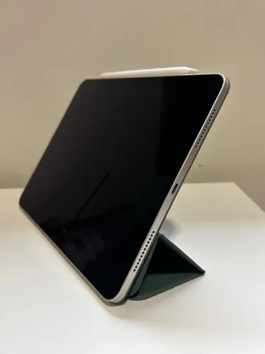 iPad Air 5ª Geração - 256GB + Apple Pencil + Capa | Perfeito + AppleCare até Fev/26