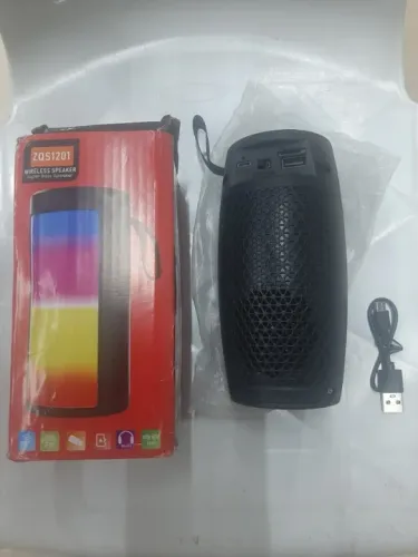 CAIXA DE SOM REGARREGAVEL LED RGB BLUETOOTH PORTATIL