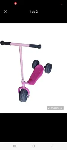 Patinete infantil rosa com rodinhas grandes