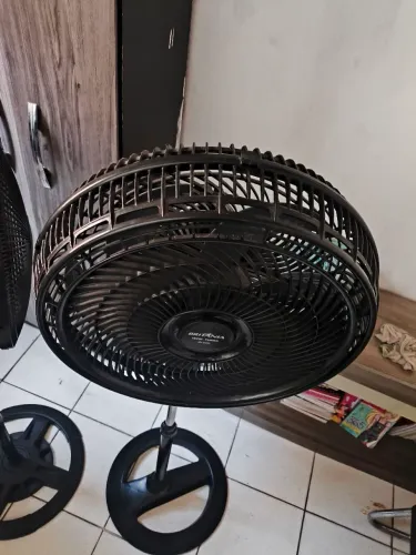 Ventilador Britânia turbo 160 w 6 hélices semi novo