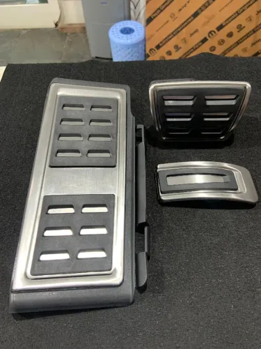 Descanso De Pé + Pedaleira Inox Passat Golf Jetta Tiguan A3. Kit Pedaleira MK7 Automatico
