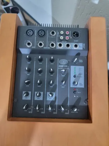 Amplificador PA portátil Schertler Jam 150 Plus ITALIANO