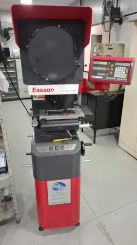 Projetor de perfil para ferramentaria