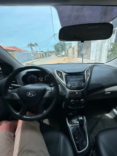 Hyundai HB20S Premium 1.6 Flex 16V Aut. 4P 2016