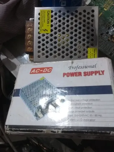 Fonte de Alimentação AC-DC 12v 5a nova