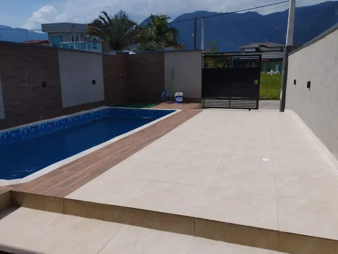 Casa em boraceia (condominio morada da praia) So este mes é 800 mil no dinheiro Casa top