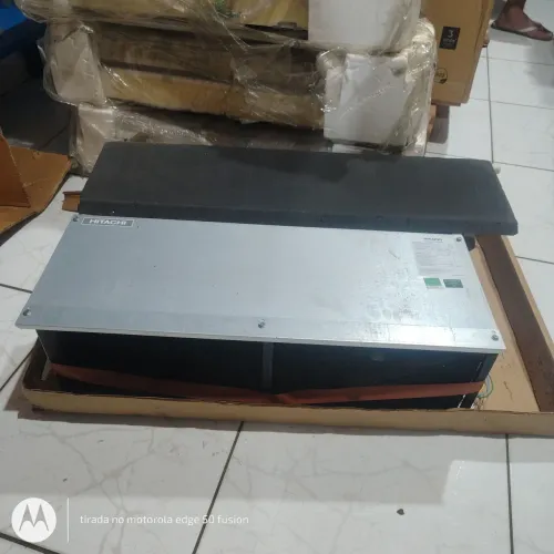 Ar condicionado Split duto Hitachi 18000  Mil btus Quente e Frio 220v. 
