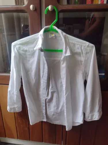 Camisa branca de manga comprida infantil 8