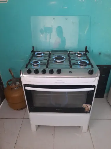 Fogão Atlas Fastcook com 5 bocas