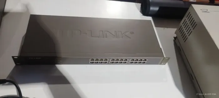 Switch TP-Link 24 Portas