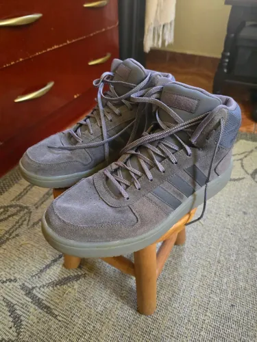 Tênis Adidas Hoops Mid 2.0 Cinza