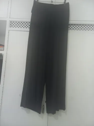 Calça Preta de Sarja -Tamanho40/46