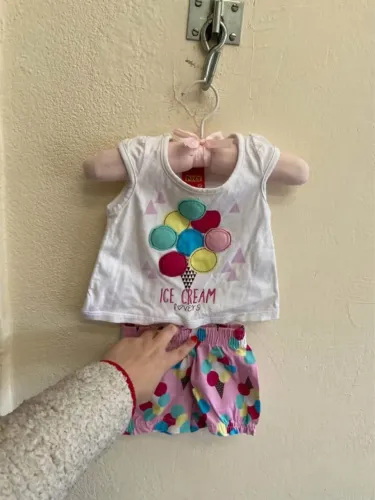 Conjuntinho de bebe