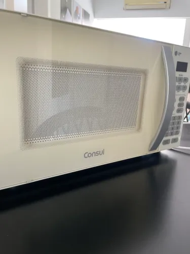 Micro-ondas Consul 20L 220V - Funcionando perfeitamente