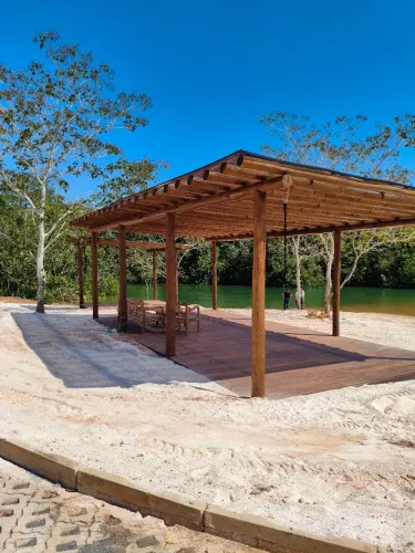Praia do lago Lote no Corumbá IV