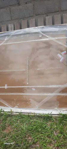 Tampo de vidro de mesa 250 reais pra vender hoje ok