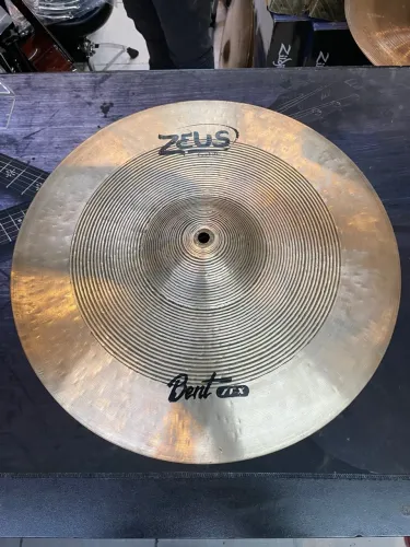 Prato Zeus Bent 17"