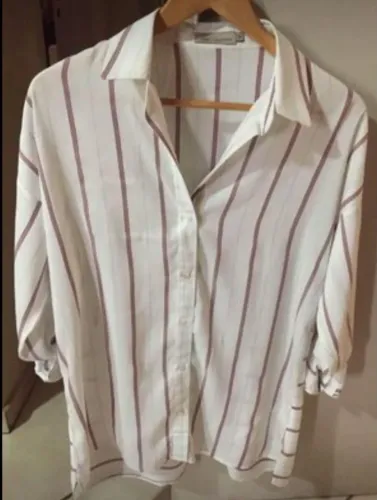 Camisa listrada feminina Cori Tam. 38