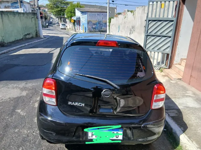 Nissan March S 1.0 16V Flex Fuel 5P 2014