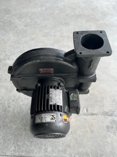 Motor indução Trifásico 2cv com Turbina soprador 