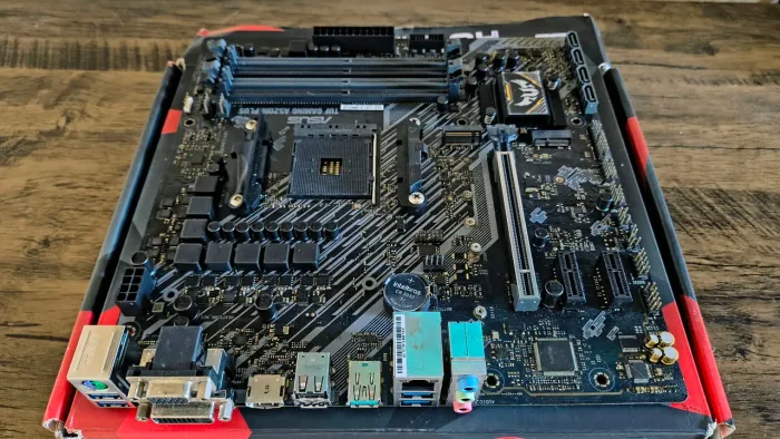 Placa Mãe Asus TUF Gaming A520M-Plus, AM4. Top!