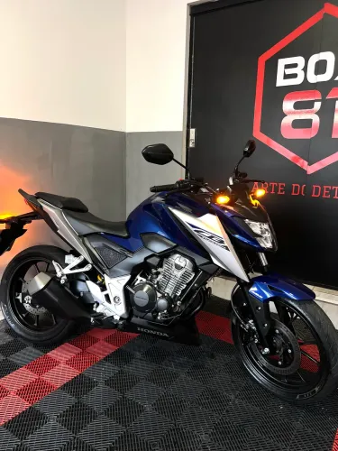 Honda CB300f A ÚNICA ZERA