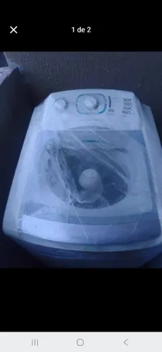Vende-se maquina de lavar roupa tem garantia