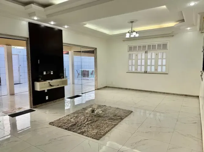 Casa Lado Praia 780m² | 6 Suítes | Piscina c/ Hidro | Sauna | Olho DÁgua