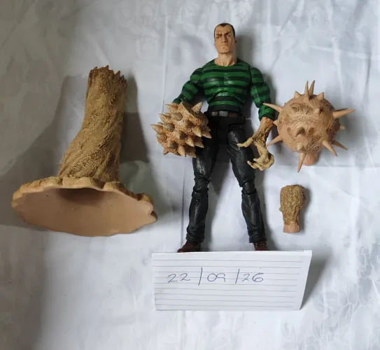 Marvel select Homen Areia