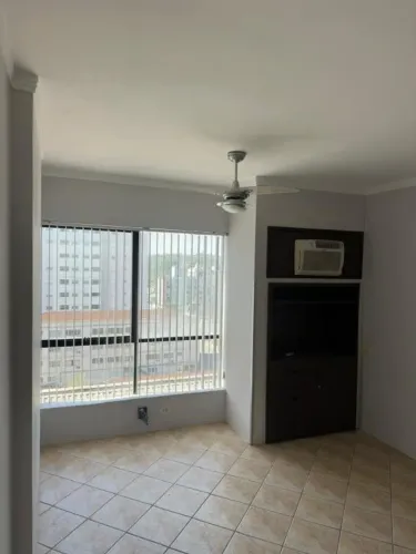 SALA COMERCIAL no CENTRO com 0 quartos para LOCAÇÃO, 40 m²