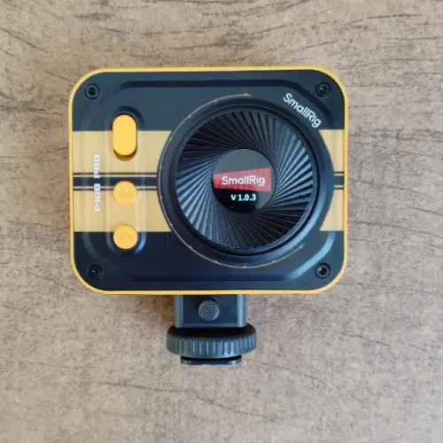 SmallRig Vibe P108 Pro - Mini Luz de Vídeo LED RGB Portátil