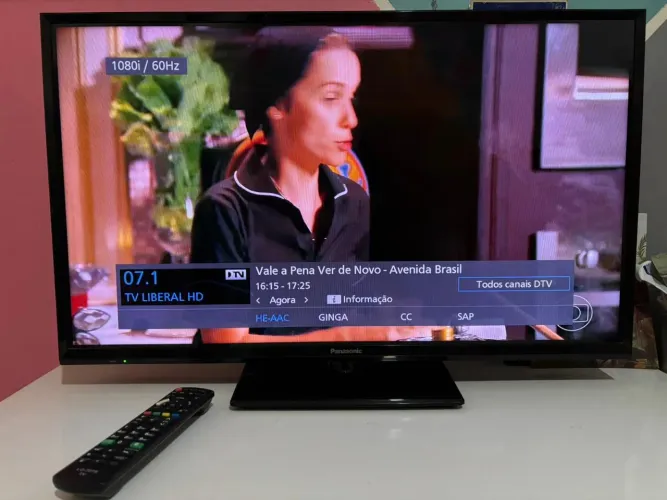 Televisão Panasonic 32"
