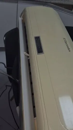Evaporadora Ar Condicionado Split Electrolux 12000 BTUs
