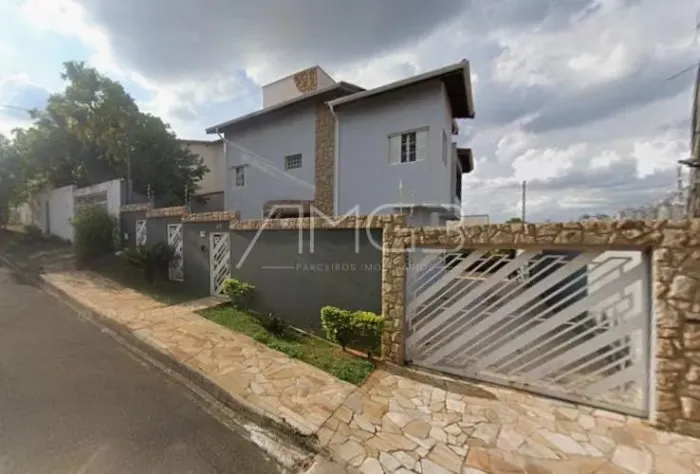 Sobrado à venda no bairro Parque Alto Taquaral