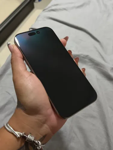 VENDO IPHONE 16PRO 256GB