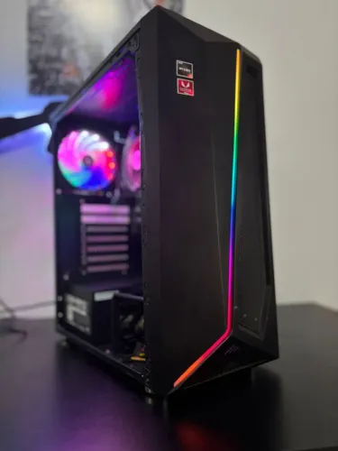 PC GAMER RYZEN 3 3200G - 16GB RAM DDR4