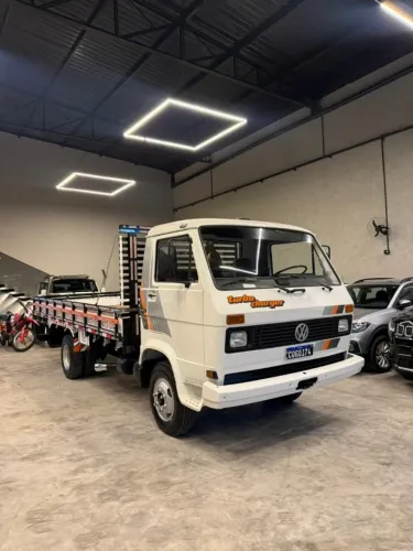 CAMINHÃO VOLKSWAGEN 7 110S 1989