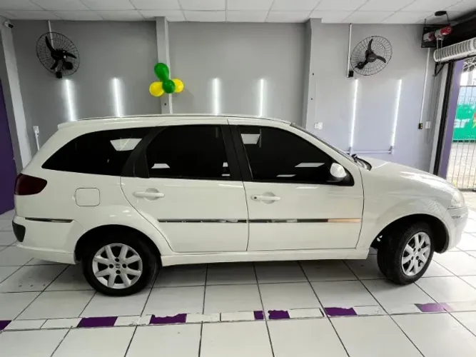Fiat Palio Week. Attractive 1.4 Fire Flex 8V 2014