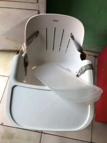 Cadeira de alimentação