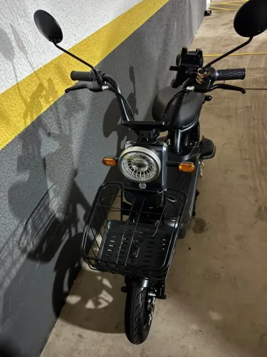 Moto elétrica